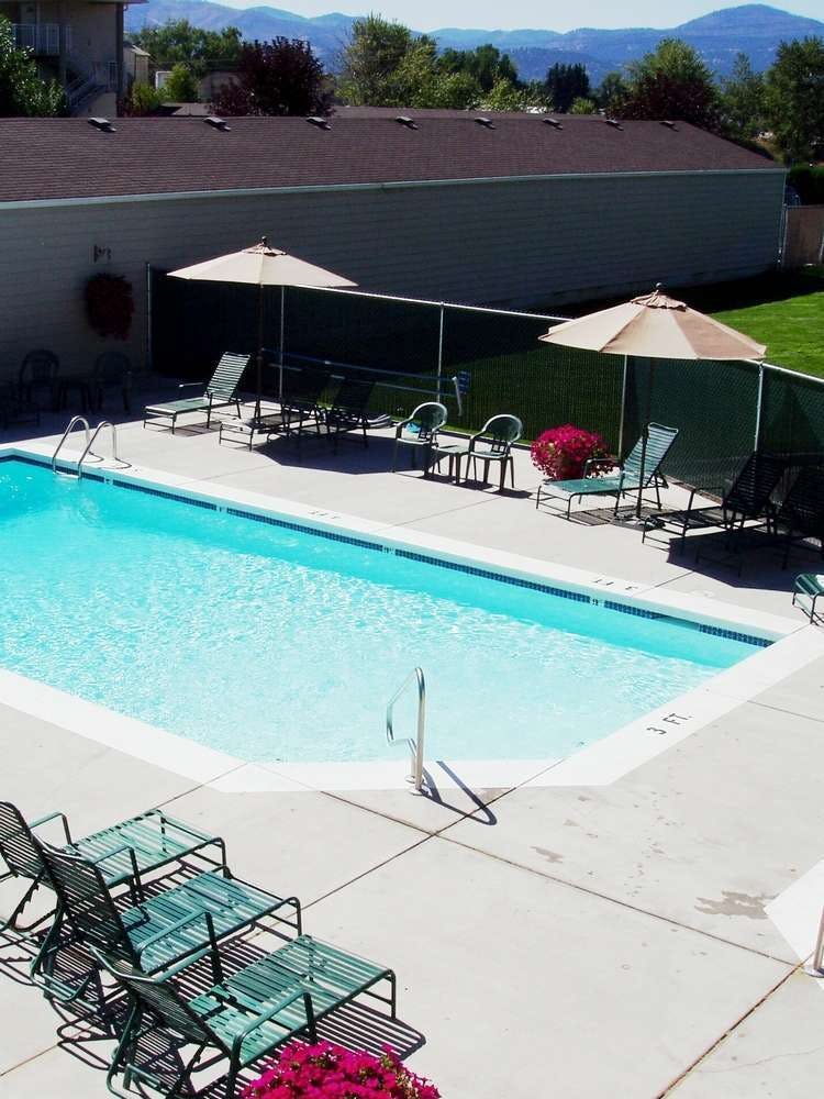 Hotel Broadway Inn Conference Center photo 2