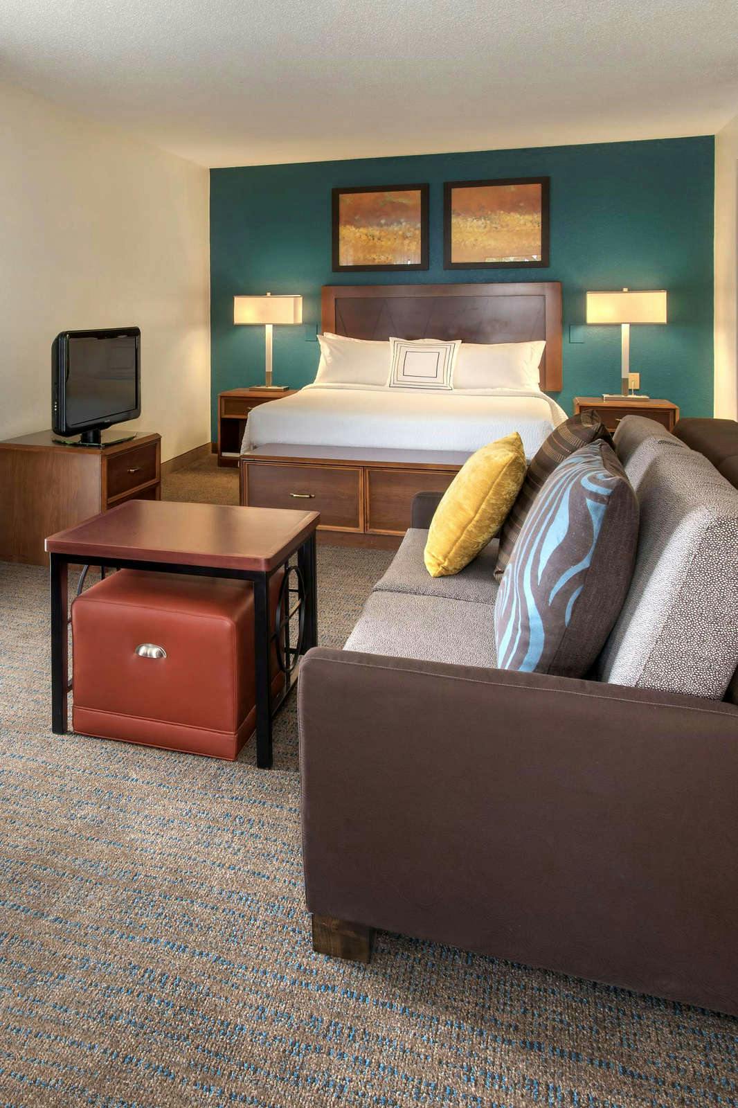 Hotel Sonesta ES Suites Providence - Airport photo 2