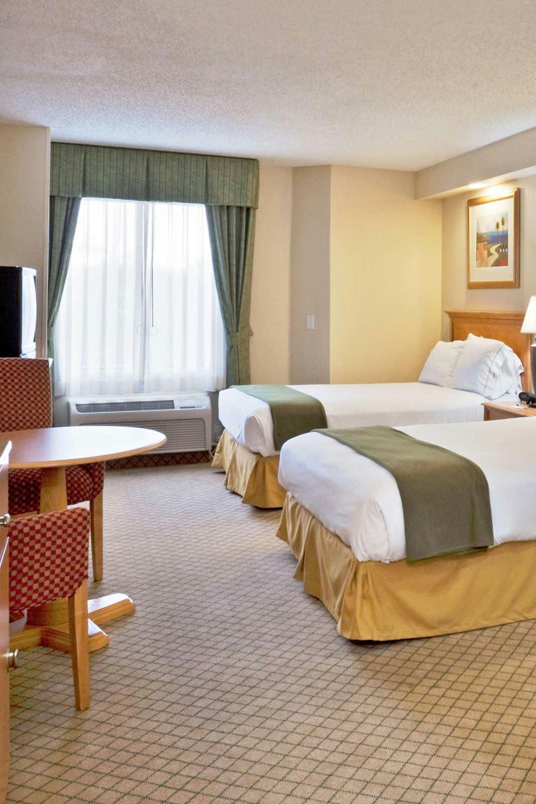 Hotel Holiday Inn Express Hotel & Suites Orlando photo 5