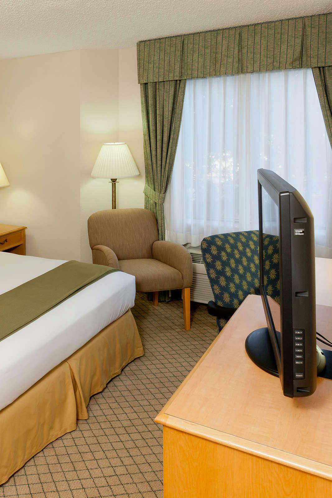 Hotel Holiday Inn Express Hotel & Suites Orlando photo 3