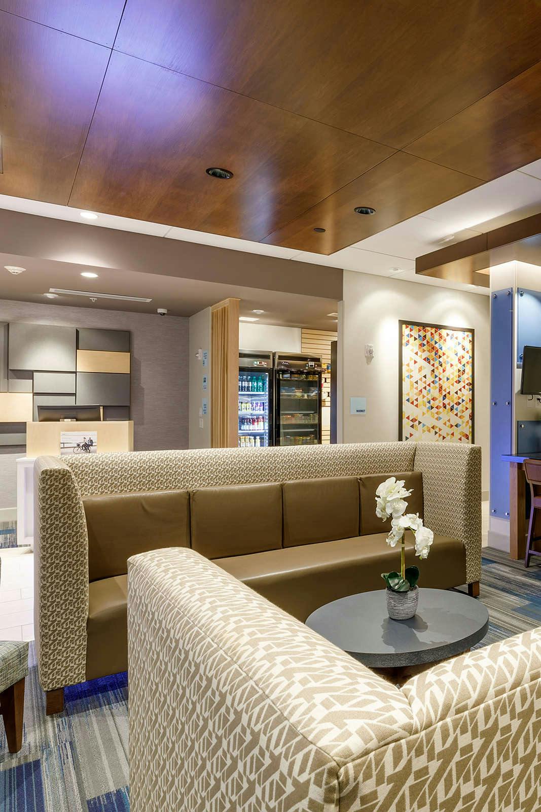 Hotel Holiday Inn Express & Suites Sturbridge photo 5