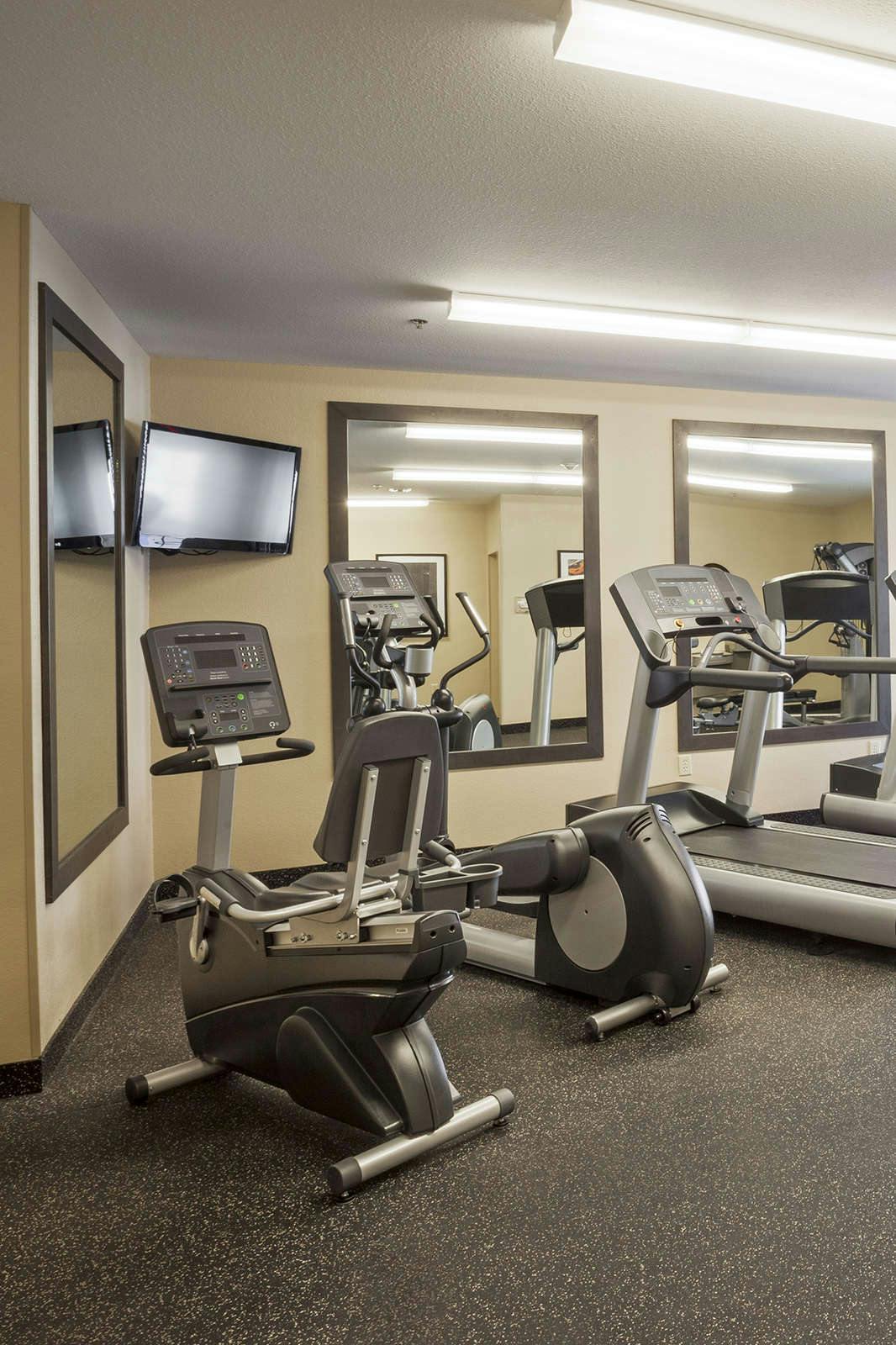 Hotel Candlewood Suites Bethlehem South photo 2