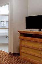 Hotel Quality Inn & Suites Capitola By The Sea photo 4