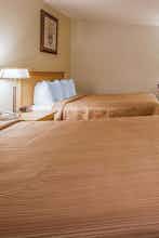 Hotel Quality Inn & Suites Capitola By The Sea photo 2