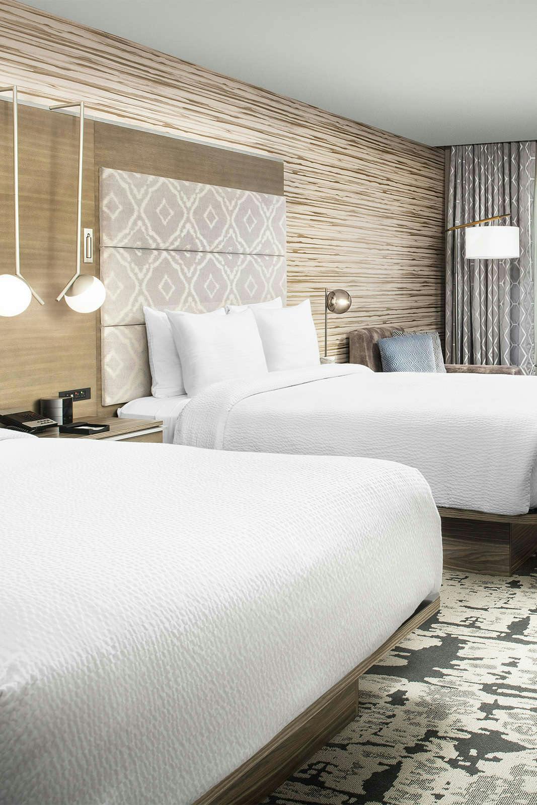 Hotel Silver Cloud Hotel Tacoma at Point Ruston Waterfront photo 2