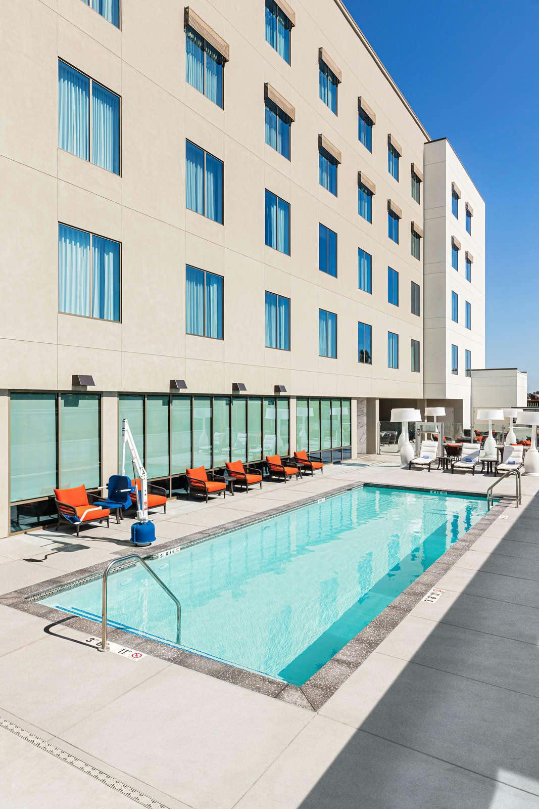 Hotel Courtyard by Marriott Los Angeles Monterey Park photo 1