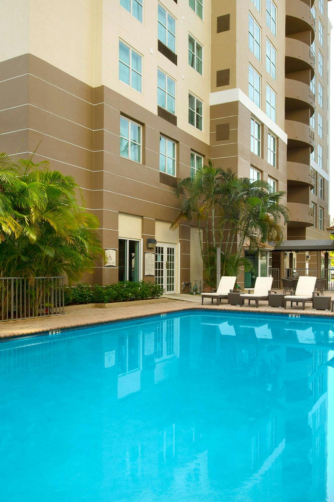 Hotel Staybridge Suites Miami Doral Area by IHG photo 1