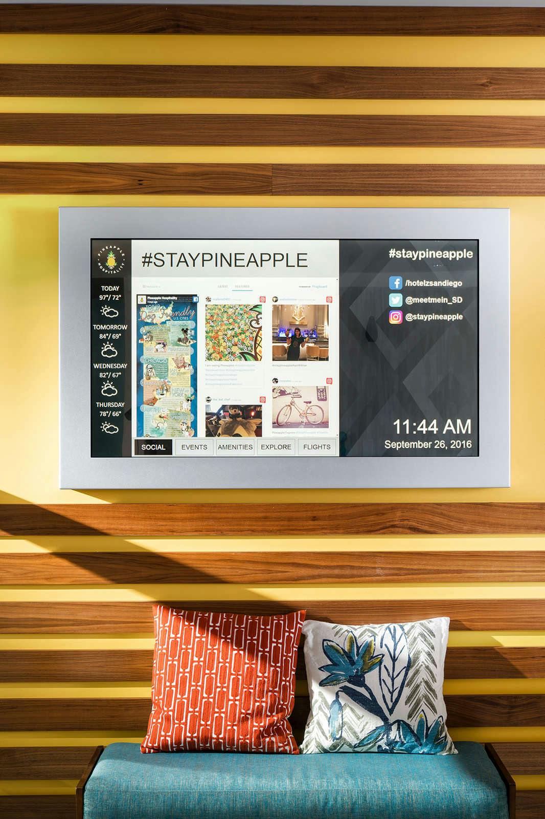 Hotel Staypineapple at Hotel Z photo 4