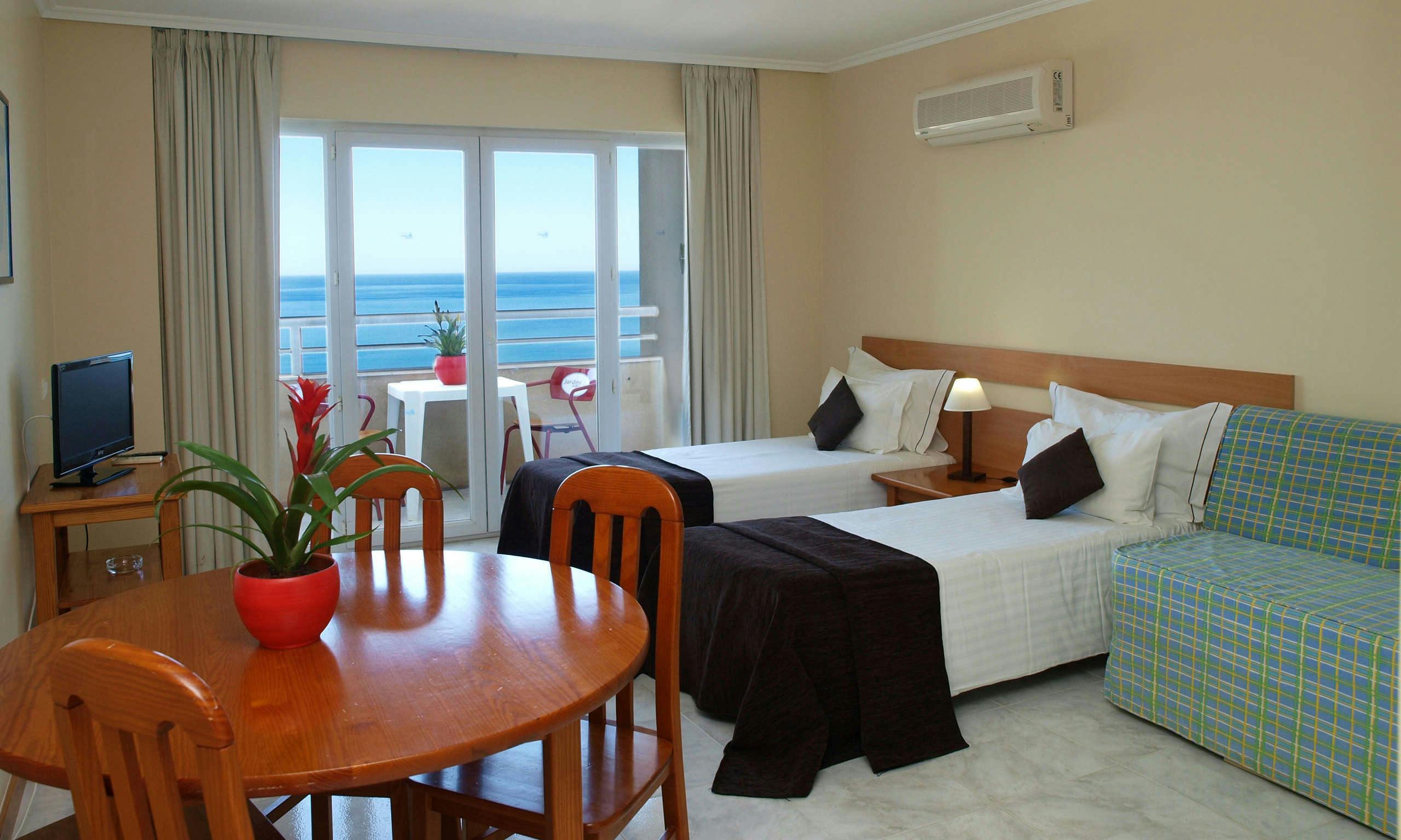 Hotel Apartamentos Turisticos Jardins Da Rocha photo 1