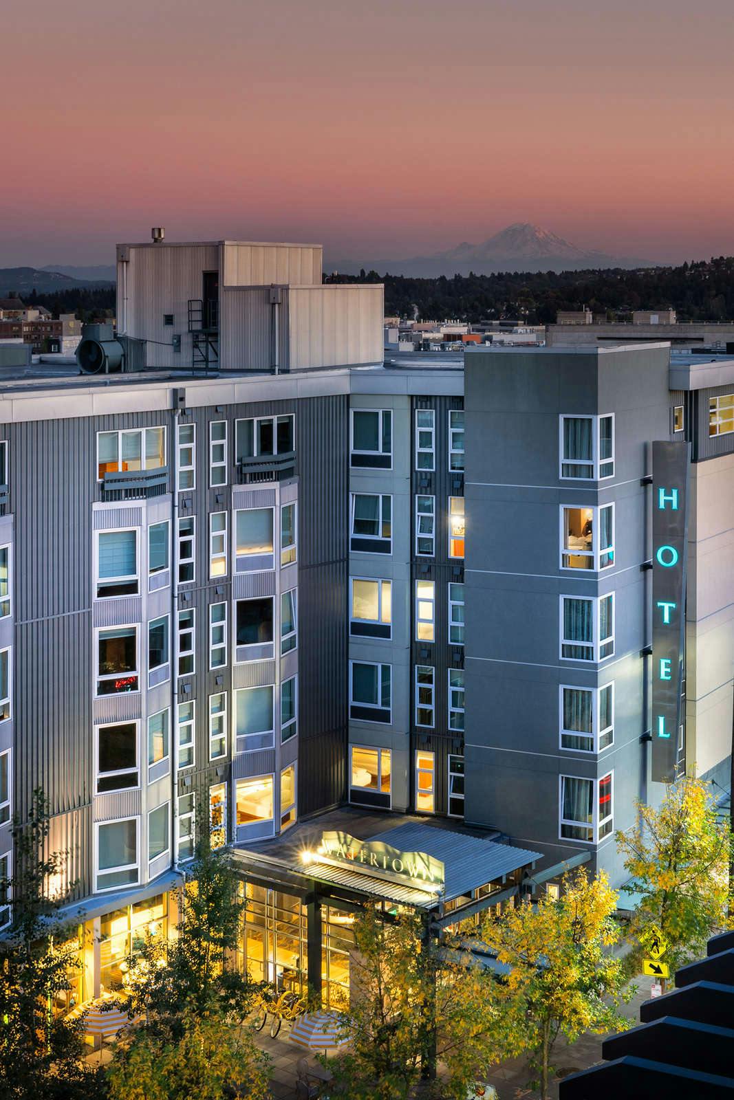 Staypineapple at Watertown Hotel