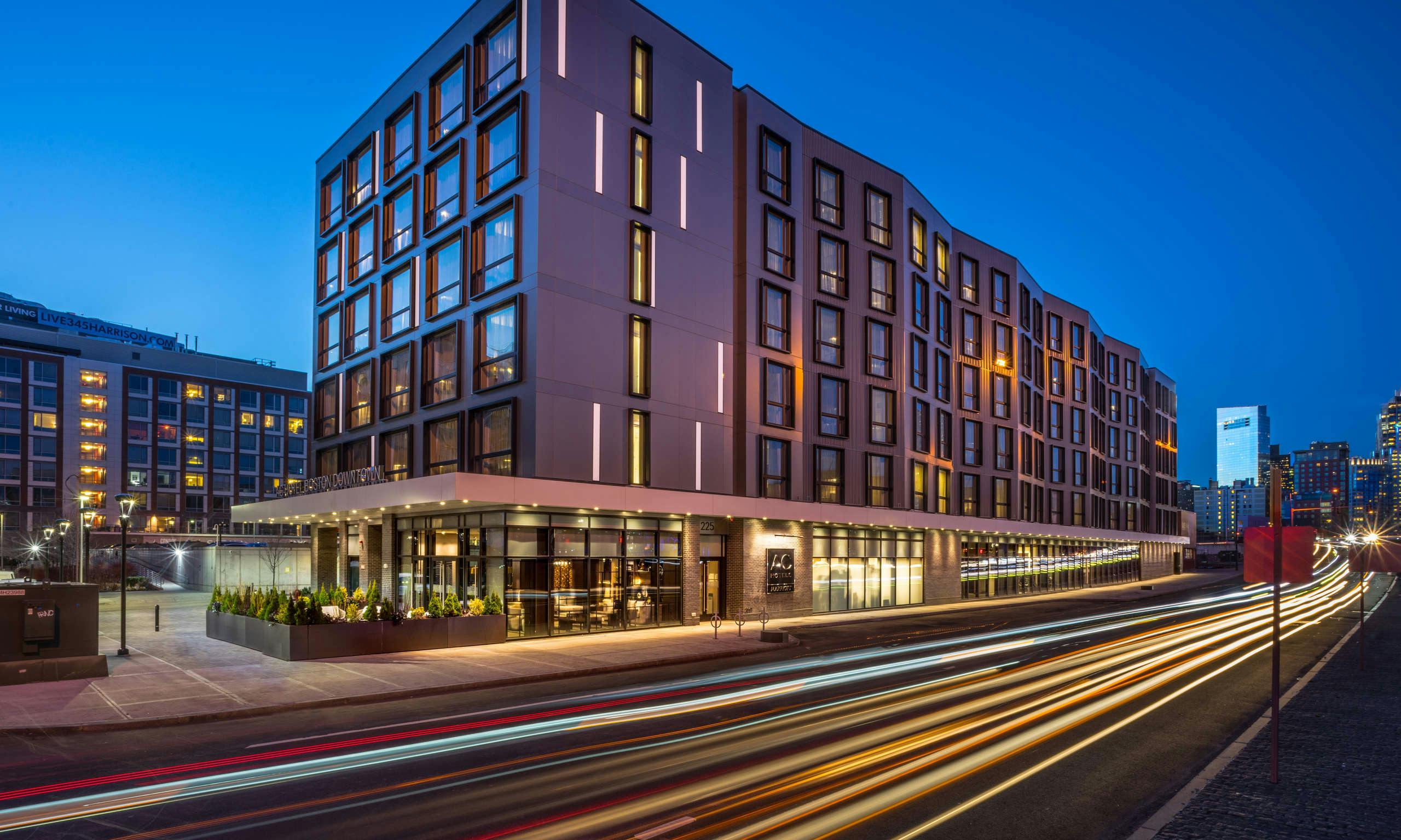 AC Hotel by Marriott Boston Downtown