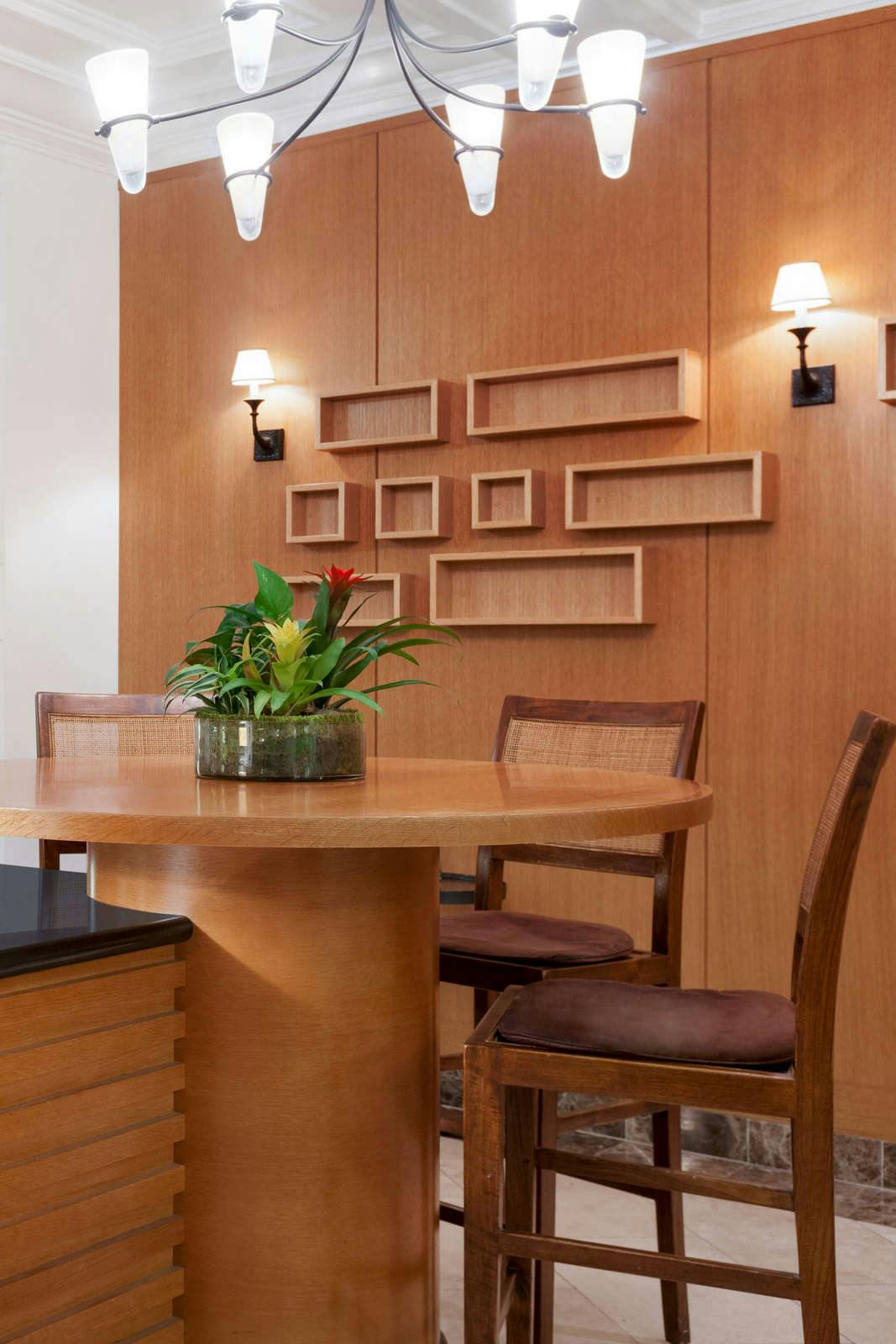 Hotel Executive Hotel Vintage Court photo 1