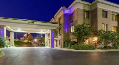 Holiday Inn Express Hotel & Suites Columbia