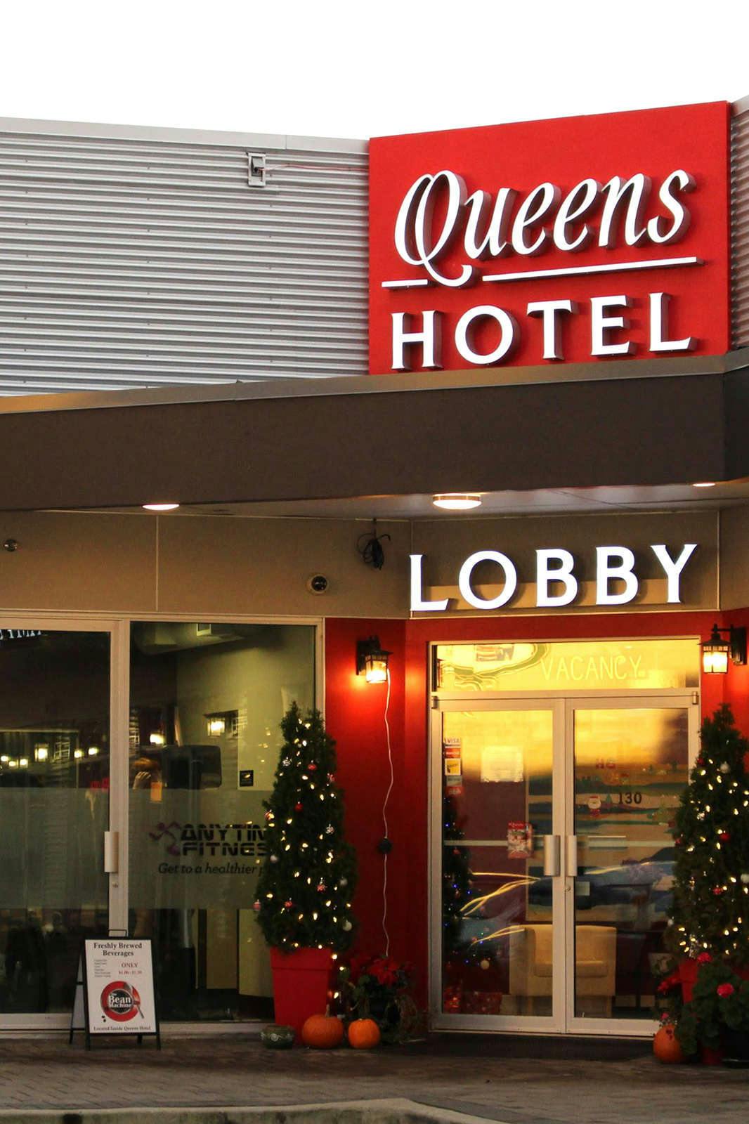 Hotel Queens Hotel photo 1