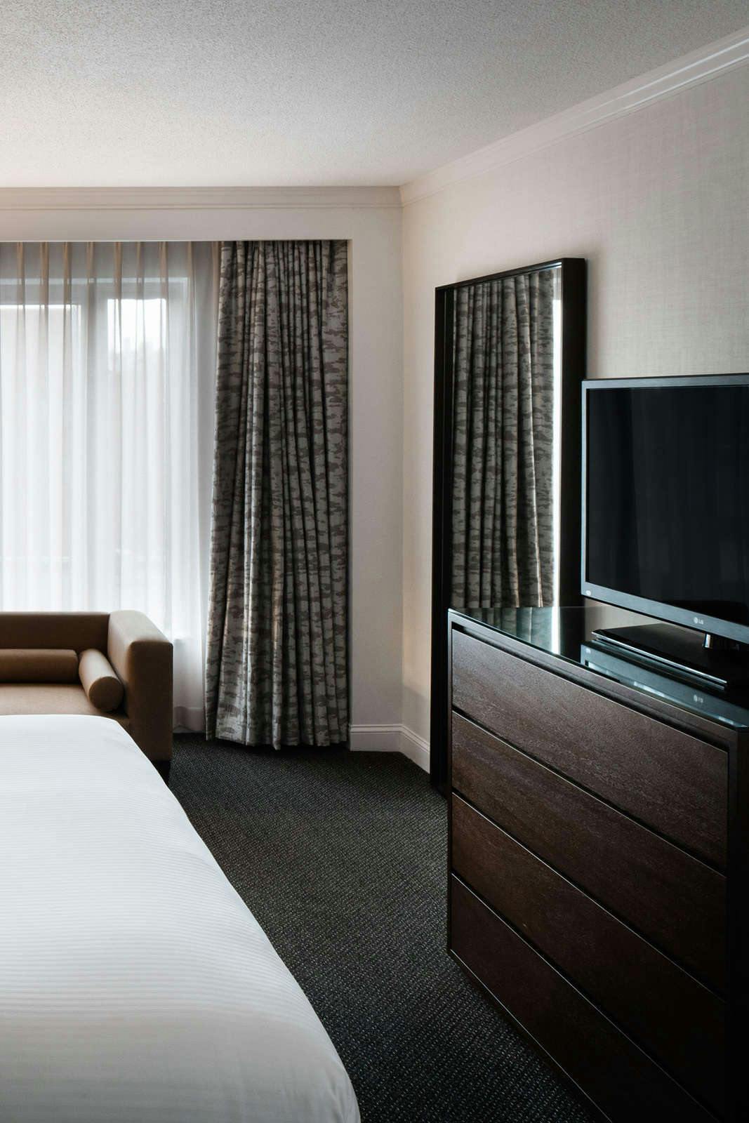 The Logan Philadelphia Curio Collection By Hilton Philadelphia
