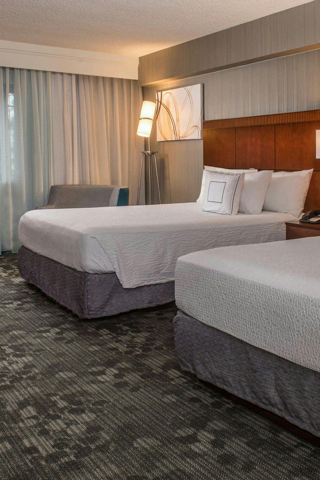 Hotel Sonesta Select Columbia photo 2