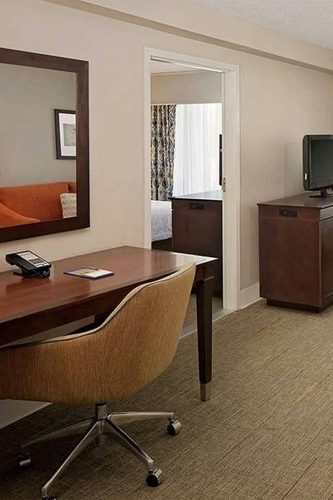 Hotel Hampton Inn Louisville Downtown photo 2