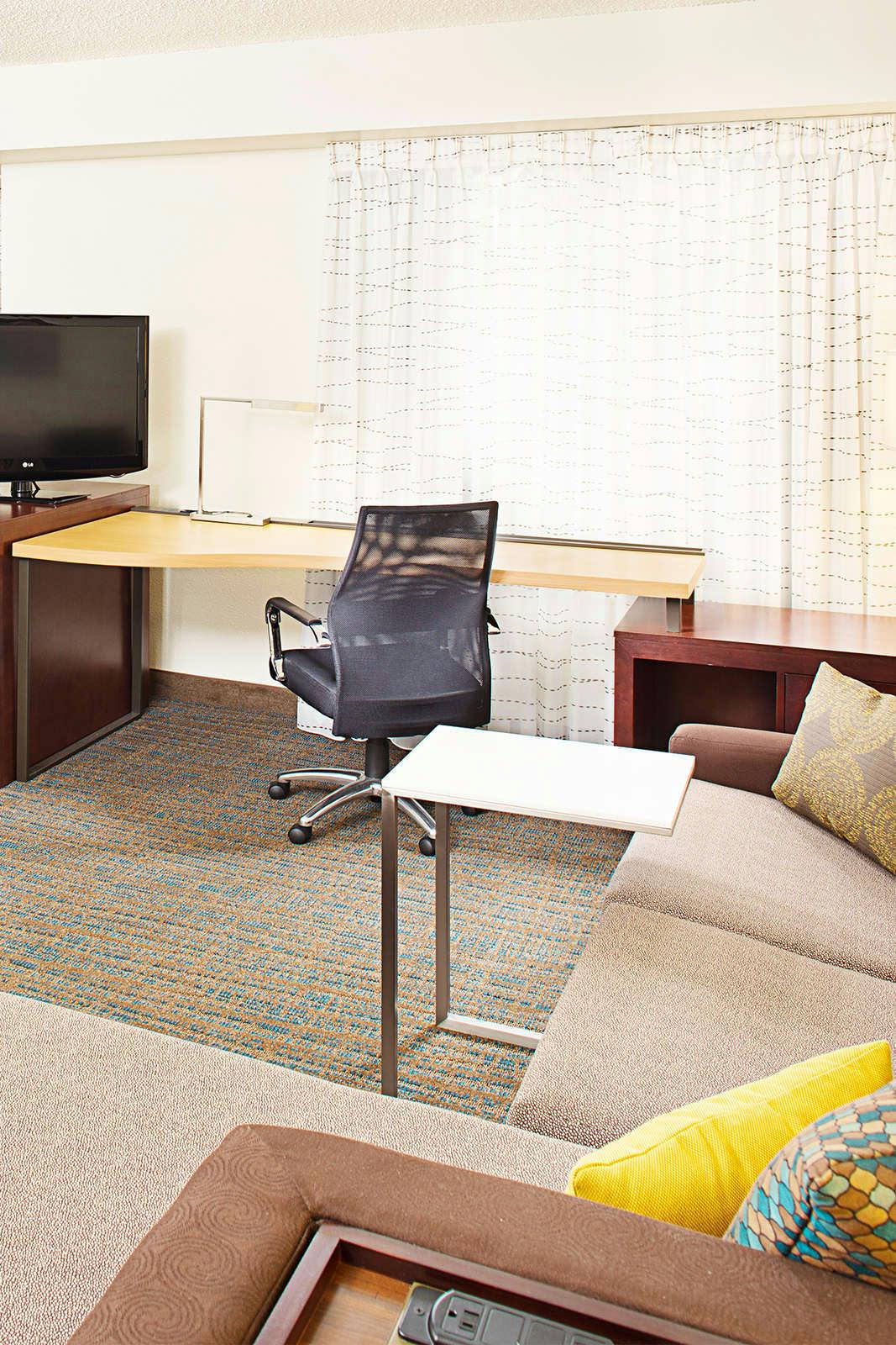 Hotel Residence Inn by Marriott Detroit Livonia photo 2