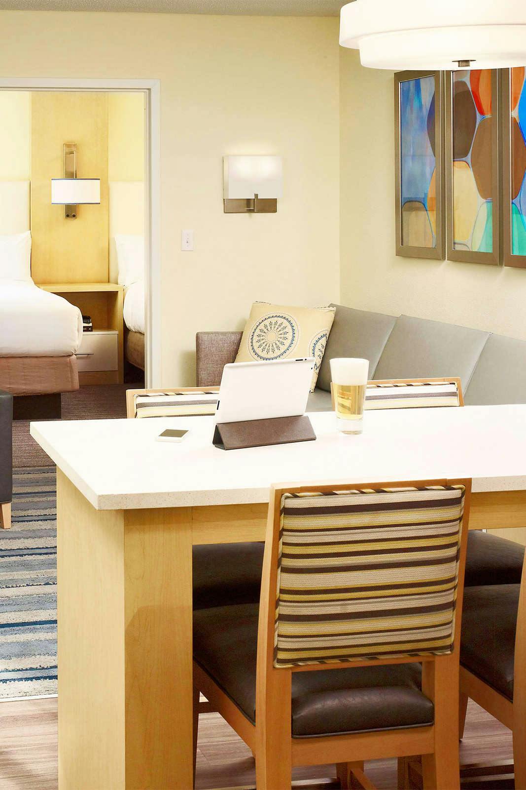 Hotel Sonesta ES Suites Auburn Hills Detroit photo 4