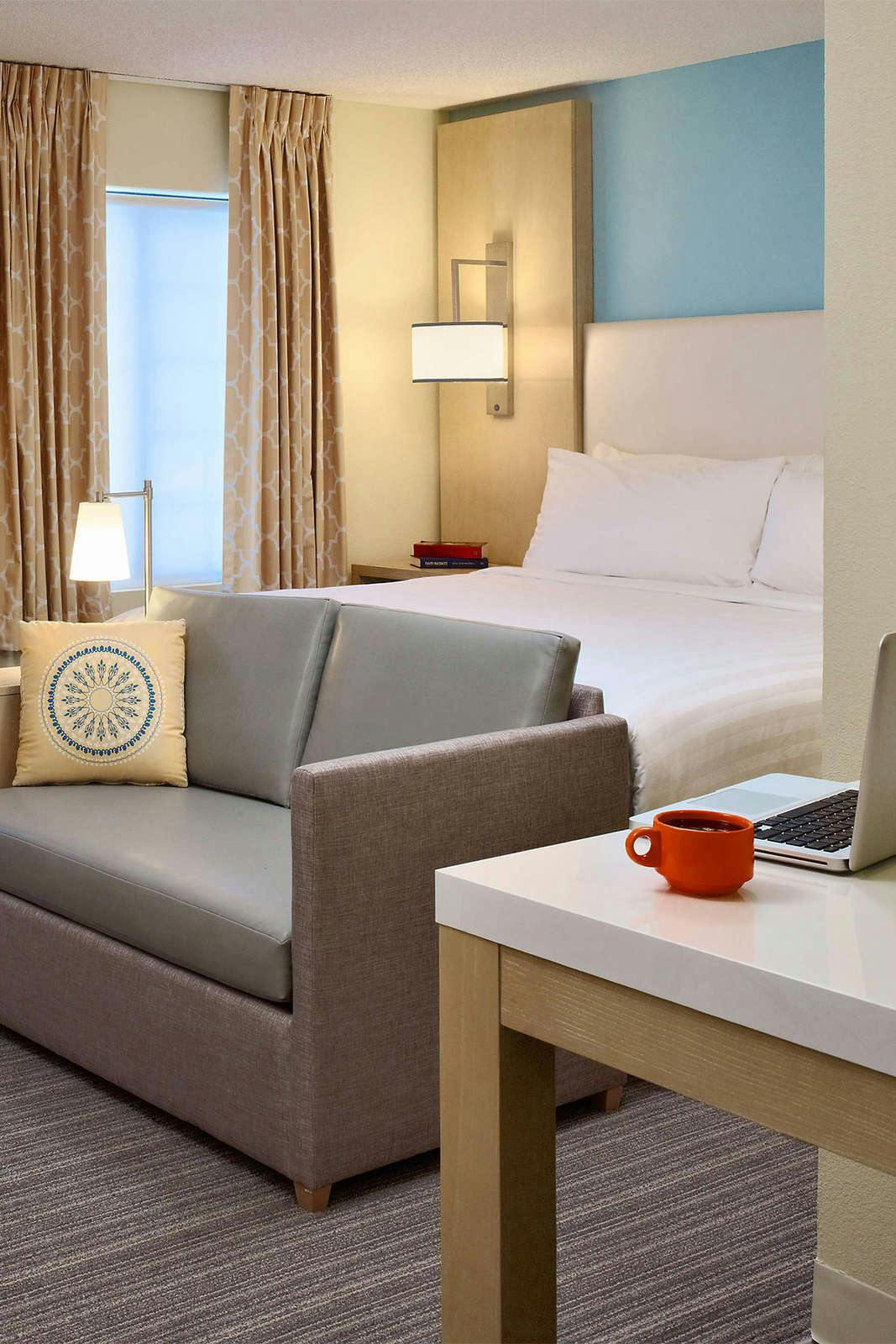 Hotel Sonesta ES Suites Auburn Hills Detroit photo 2