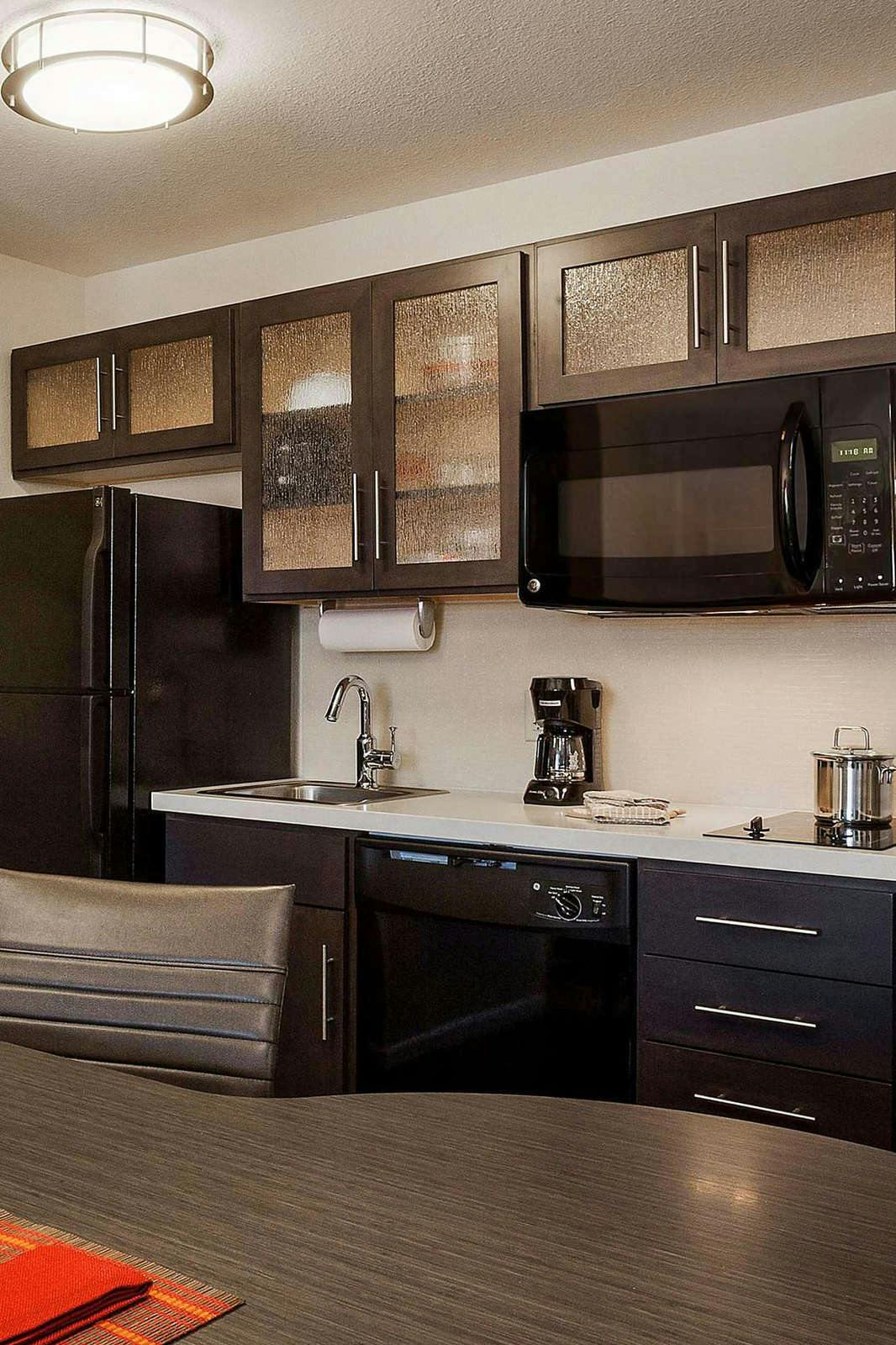 Hotel Sonesta Simply Suites Detroit Troy photo 5