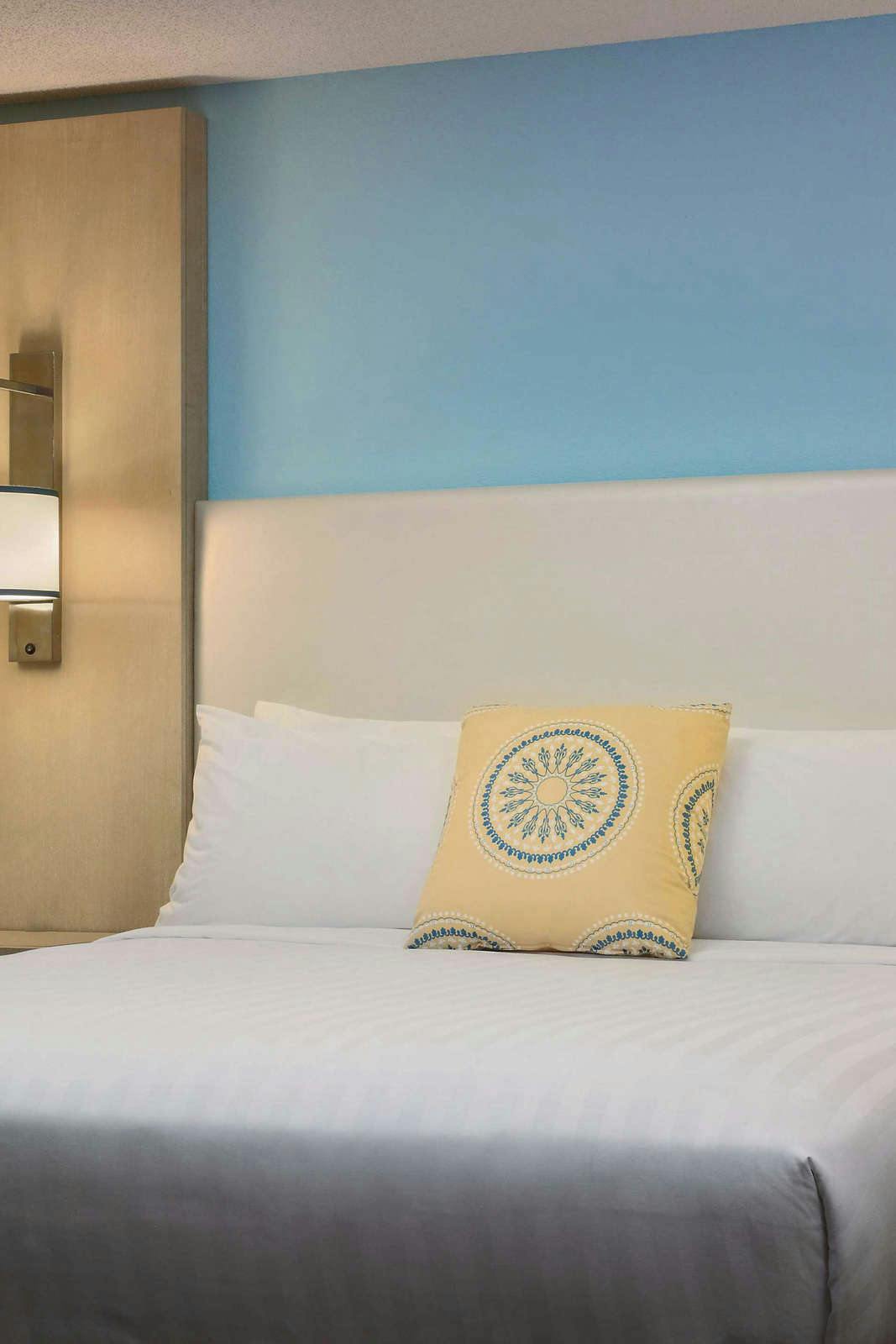 Hotel Sonesta ES Suites Chicago - Schaumburg photo 1