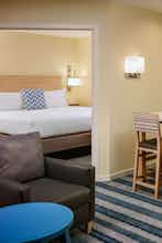 Hotel Sonesta ES Suites Somerset photo 2