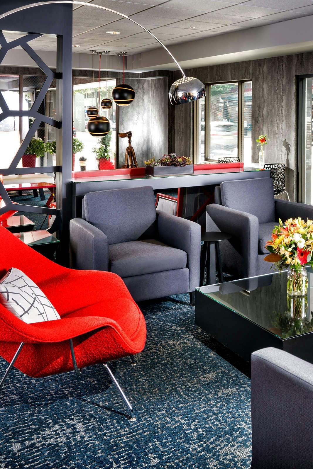 Staypineapple at Hotel Five