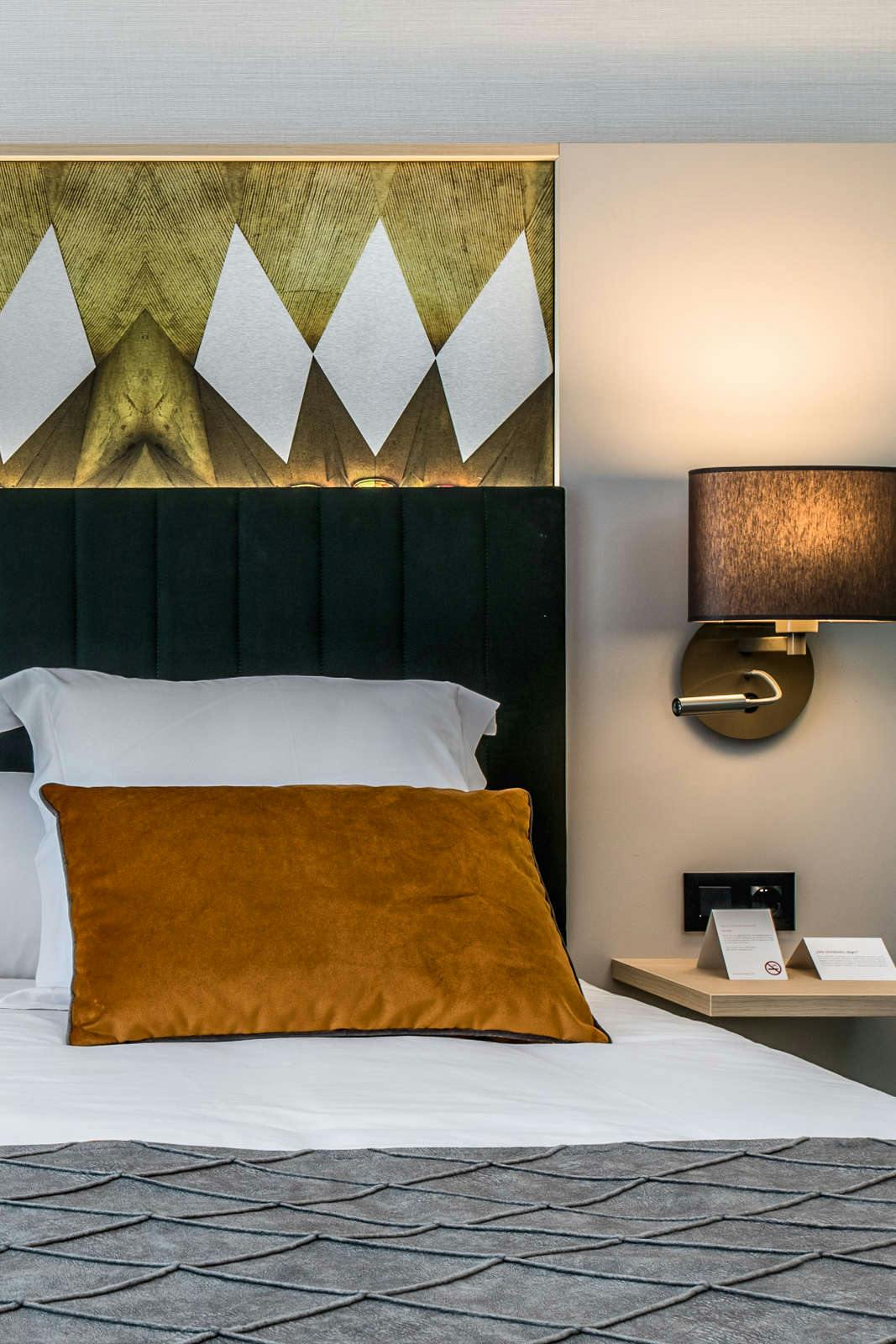 Hotel Leonardo Royal Hotel Barcelona Fira photo 3