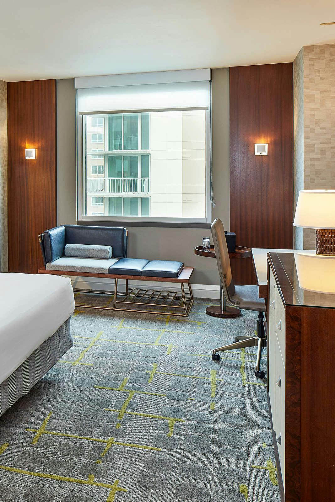 Hotel Renaissance Atlanta Midtown Hotel photo 2