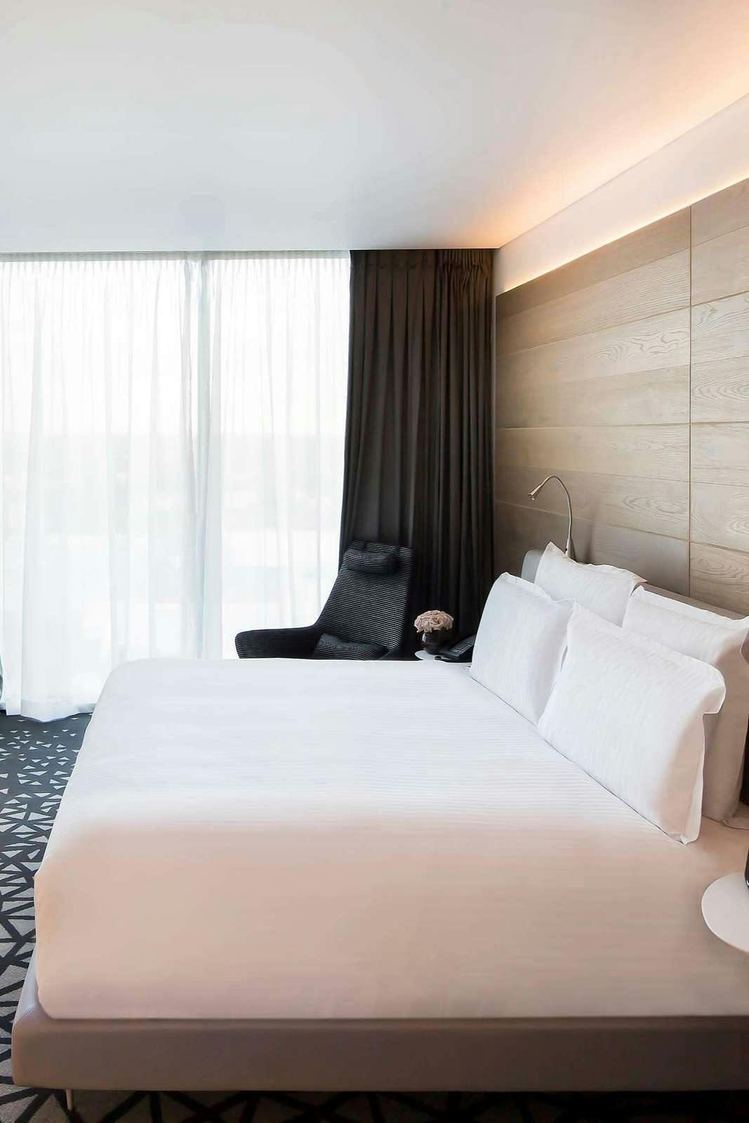 Hotel PULLMAN SYDNEY AIRPORT photo 1