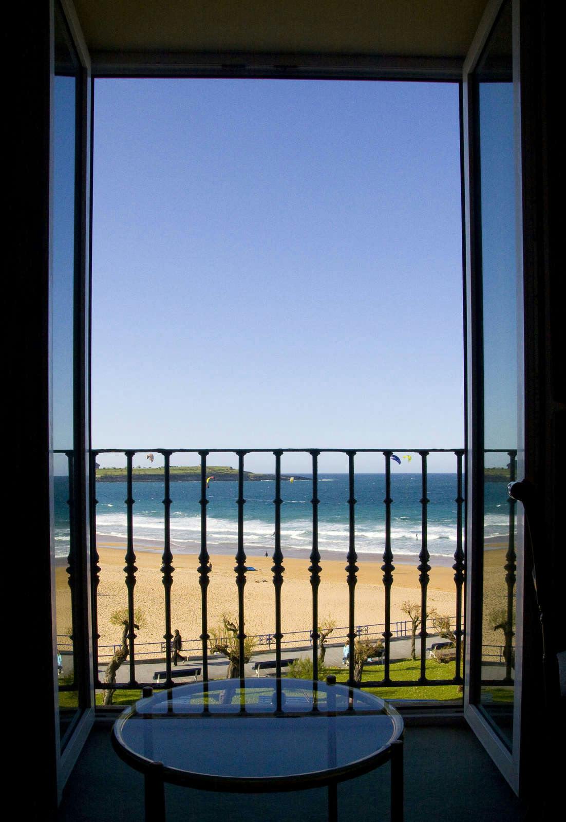 Hotel Hotel Silken Rio Santander photo 1