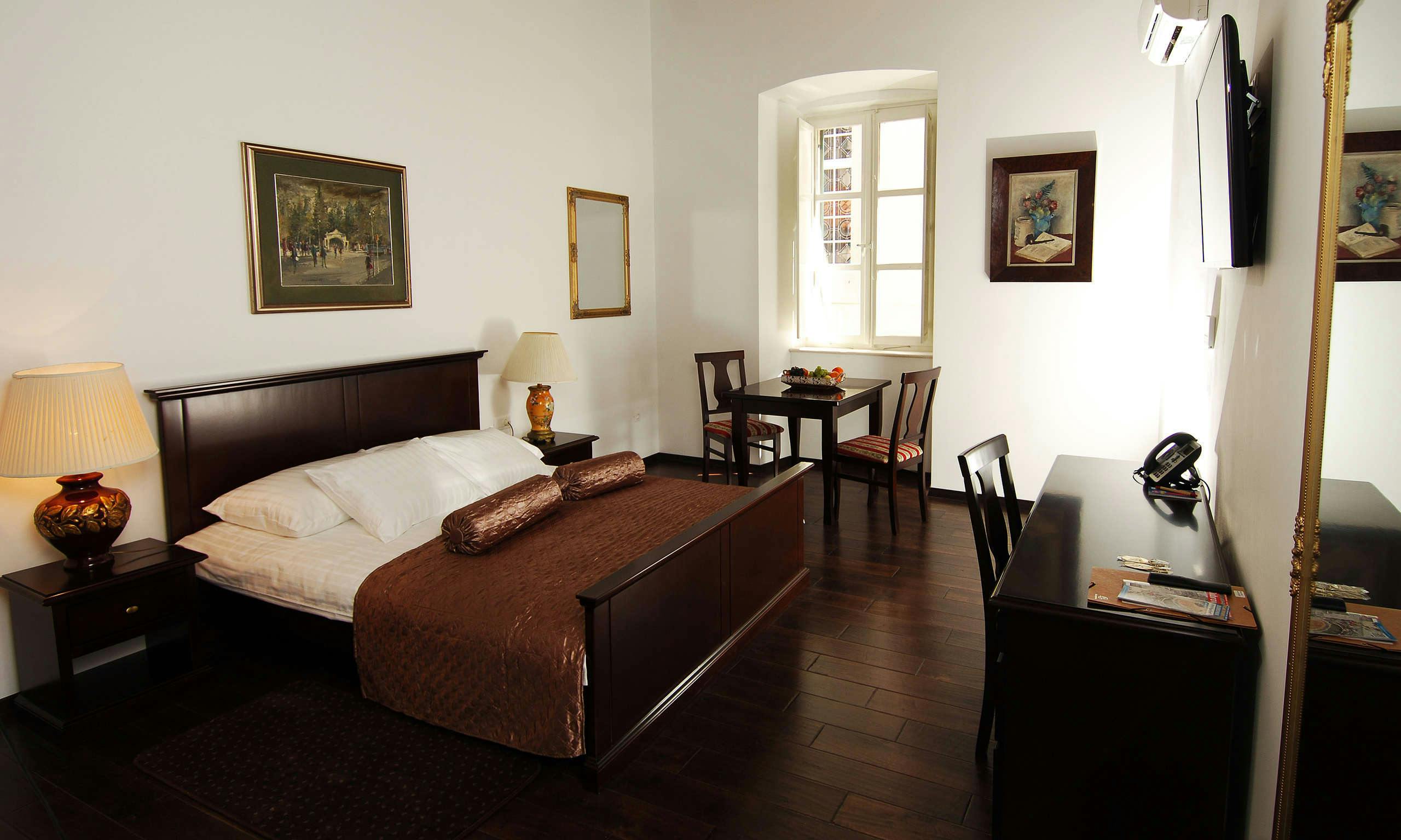 SUNce Palace Apartments