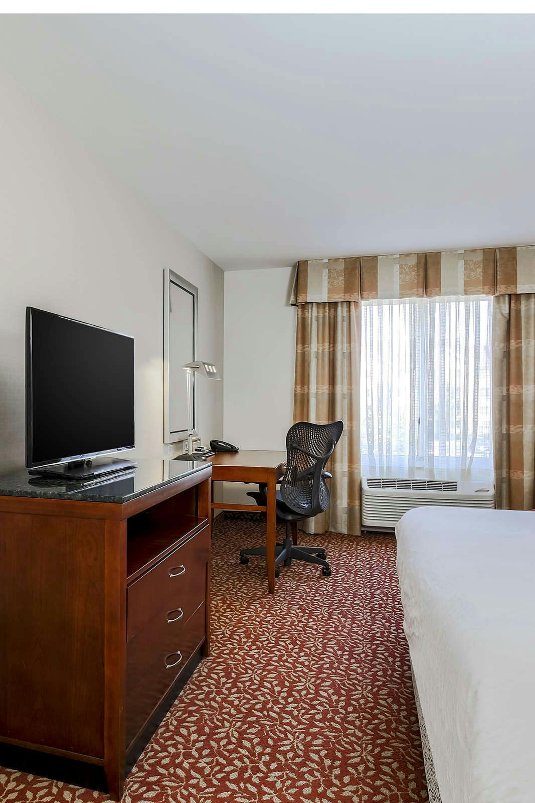 Hilton Garden Inn Melville Long Island Hoteltonight