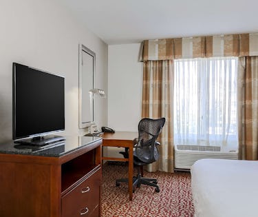 Hilton Garden Inn Melville Long Island Hoteltonight