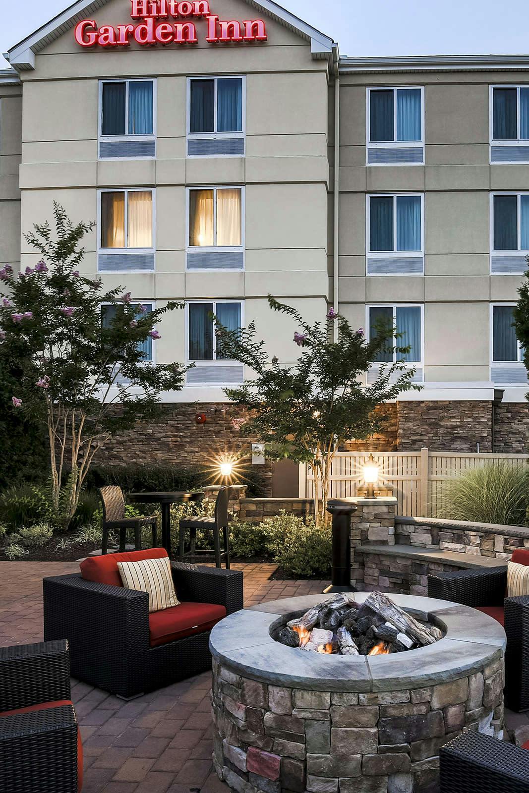 Hilton Garden Inn Melville Long Island Hoteltonight