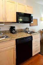 Hotel Candlewood Suites Fort Myers Sanibel Gateway photo 2