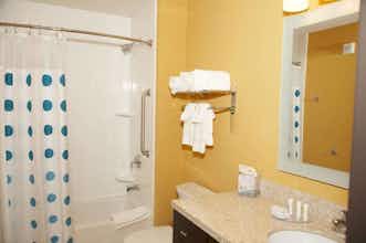 Hotel TownePlace Suites by Marriott Hobbs photo 2