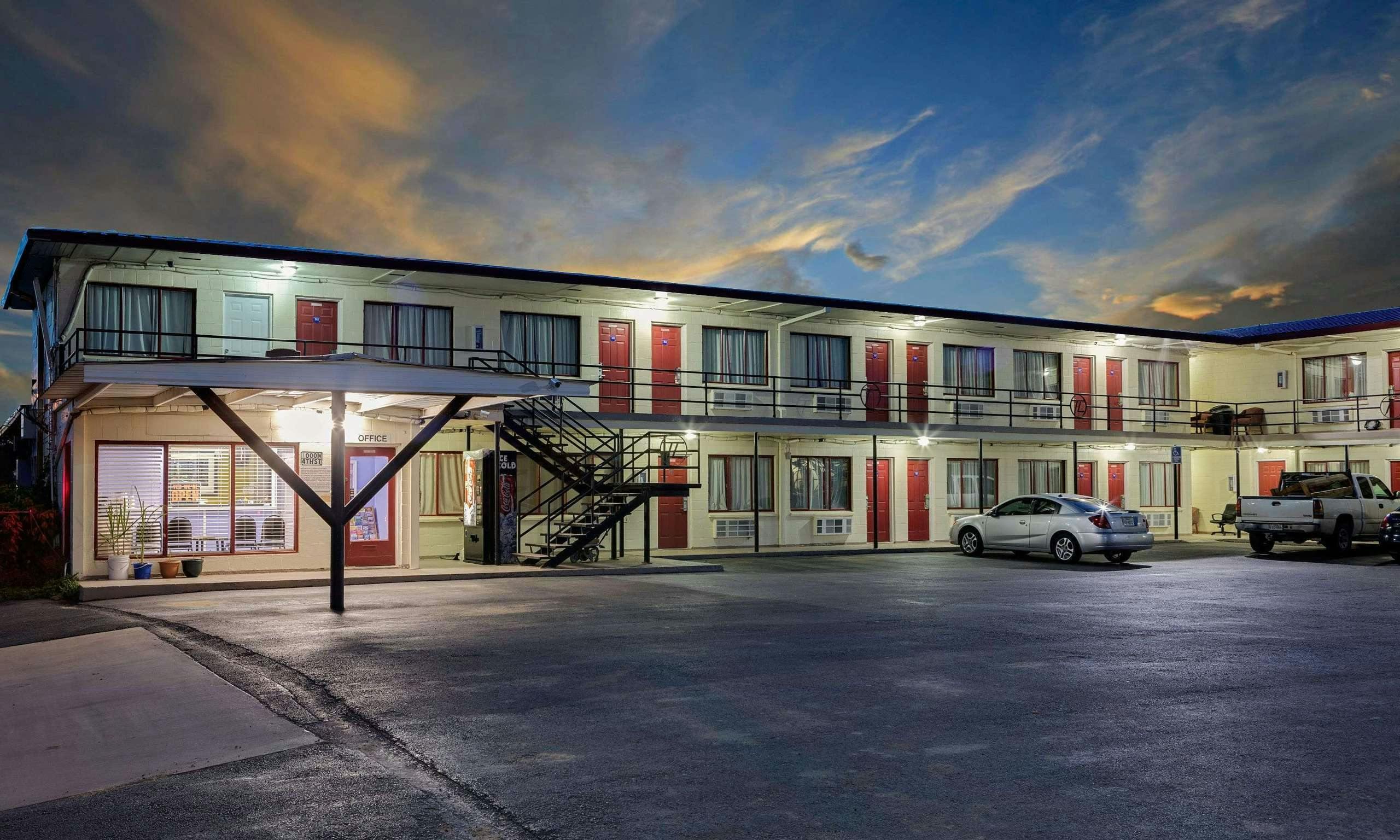 Knights Inn Big Spring