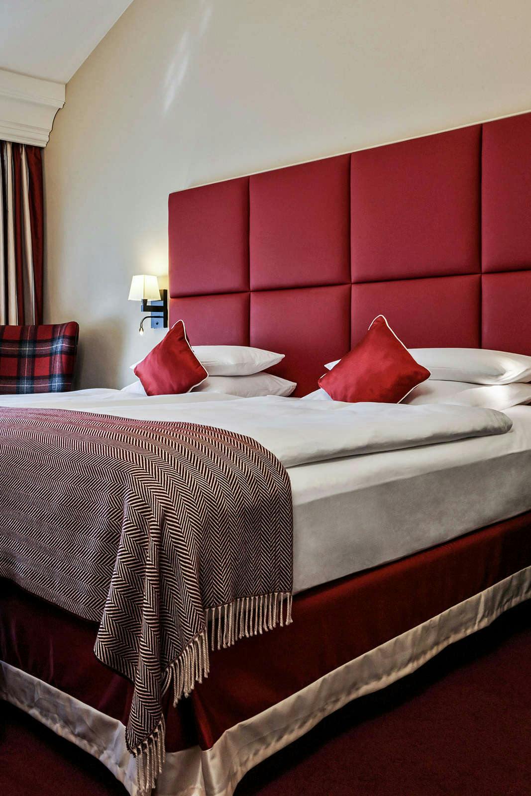 Hotel Kempinski Hotel Frankfurt Gravenbruch photo 2