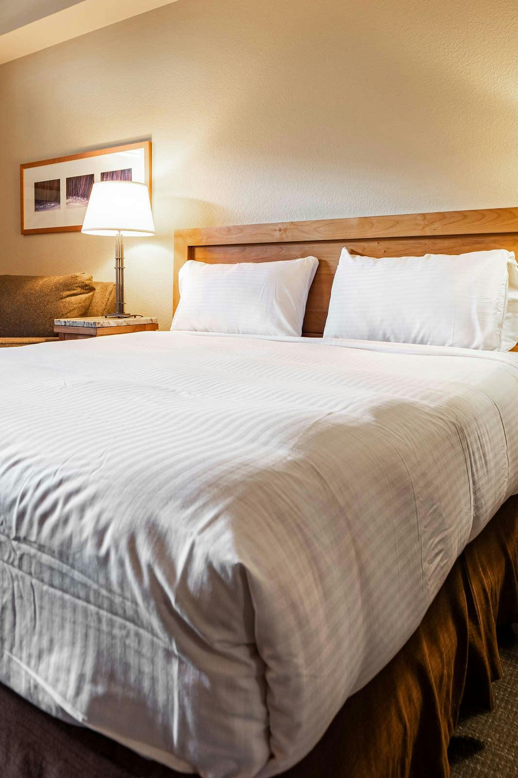 Hotel The Village at Palisades Tahoe photo 2