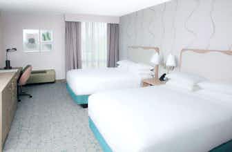 Hotel DoubleTree by Hilton Chicago - North Shore Conference Center photo 5