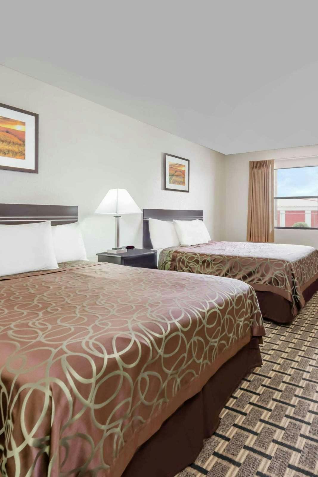 Hotel Knights Inn Slaton photo 2