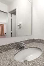 Hotel Knights Inn Slaton photo 4