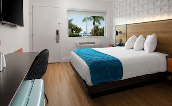 Motel 6 Santa Barbara - Beach