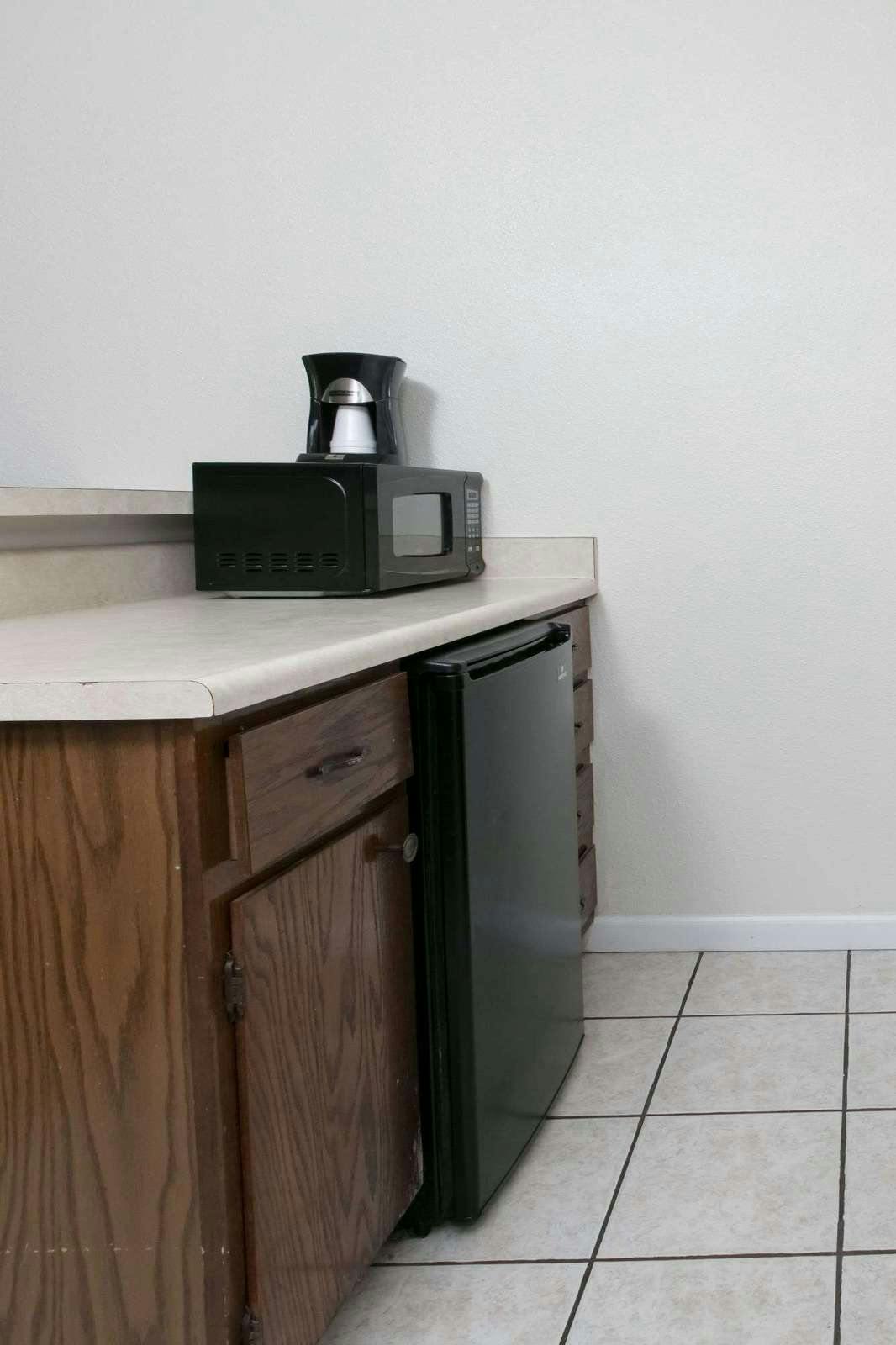 Hotel Knights Inn Longview photo 5