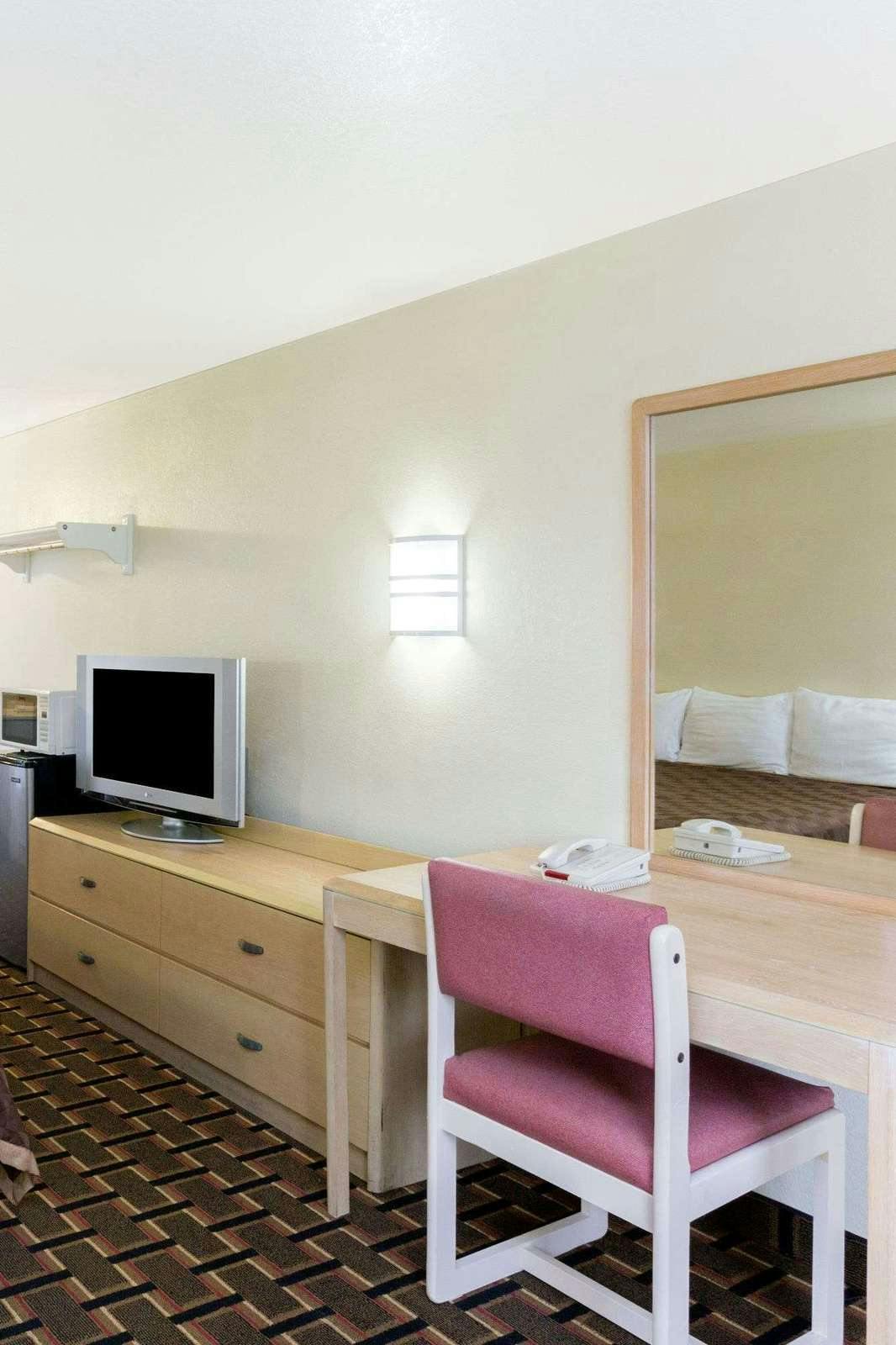 Hotel Knights Inn Punta Gorda photo 3