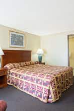 Hotel Knights Inn Martinsburg photo 1