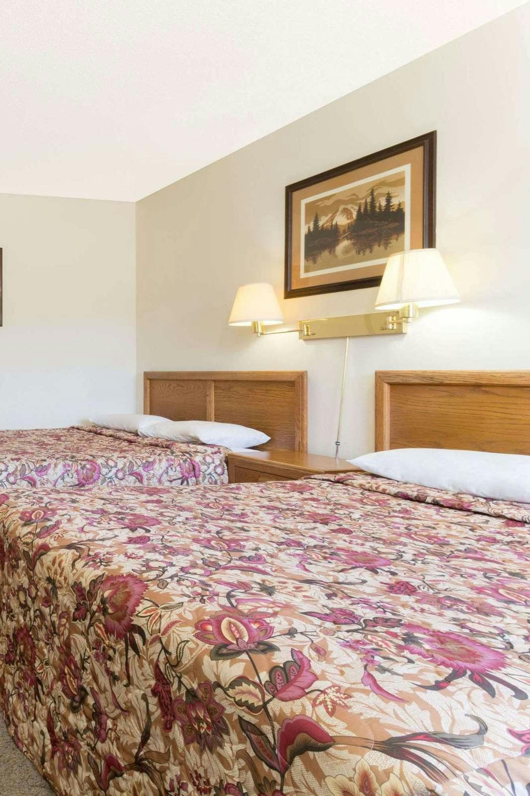 Hotel Knights Inn Baker City photo 2