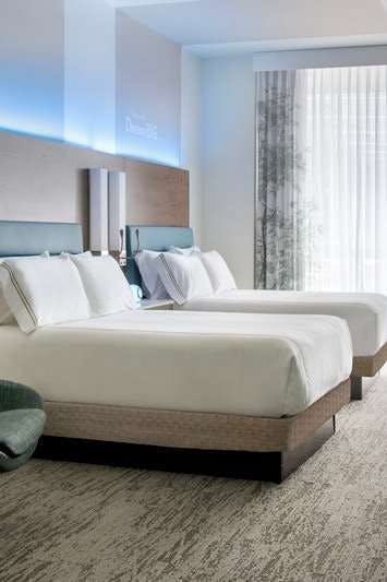 Hotel Even Hotels Pittsburgh Downtown photo 2